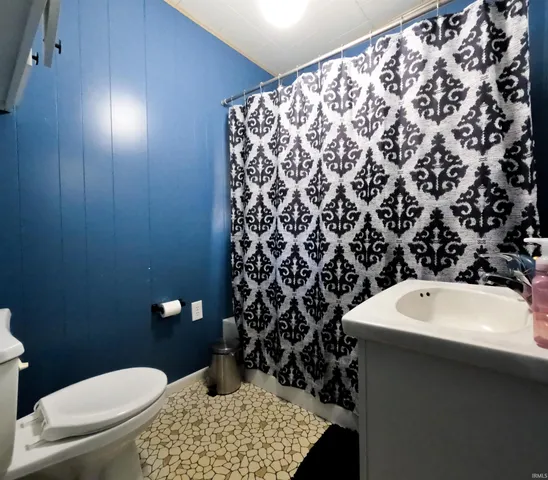 $260,000 | 2696 East Michigantown Road, Frankfort, IN 46041