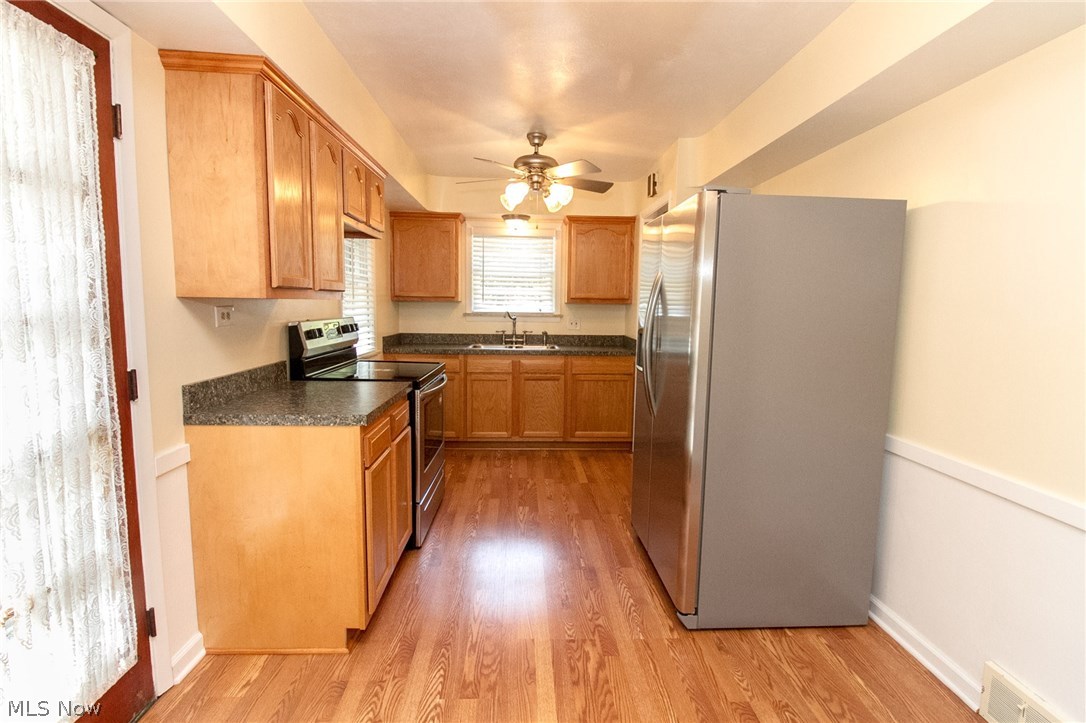 4142 Bluestone Road Cleveland, OH 44121 - Photo 7 of 23 Brand new appliances.