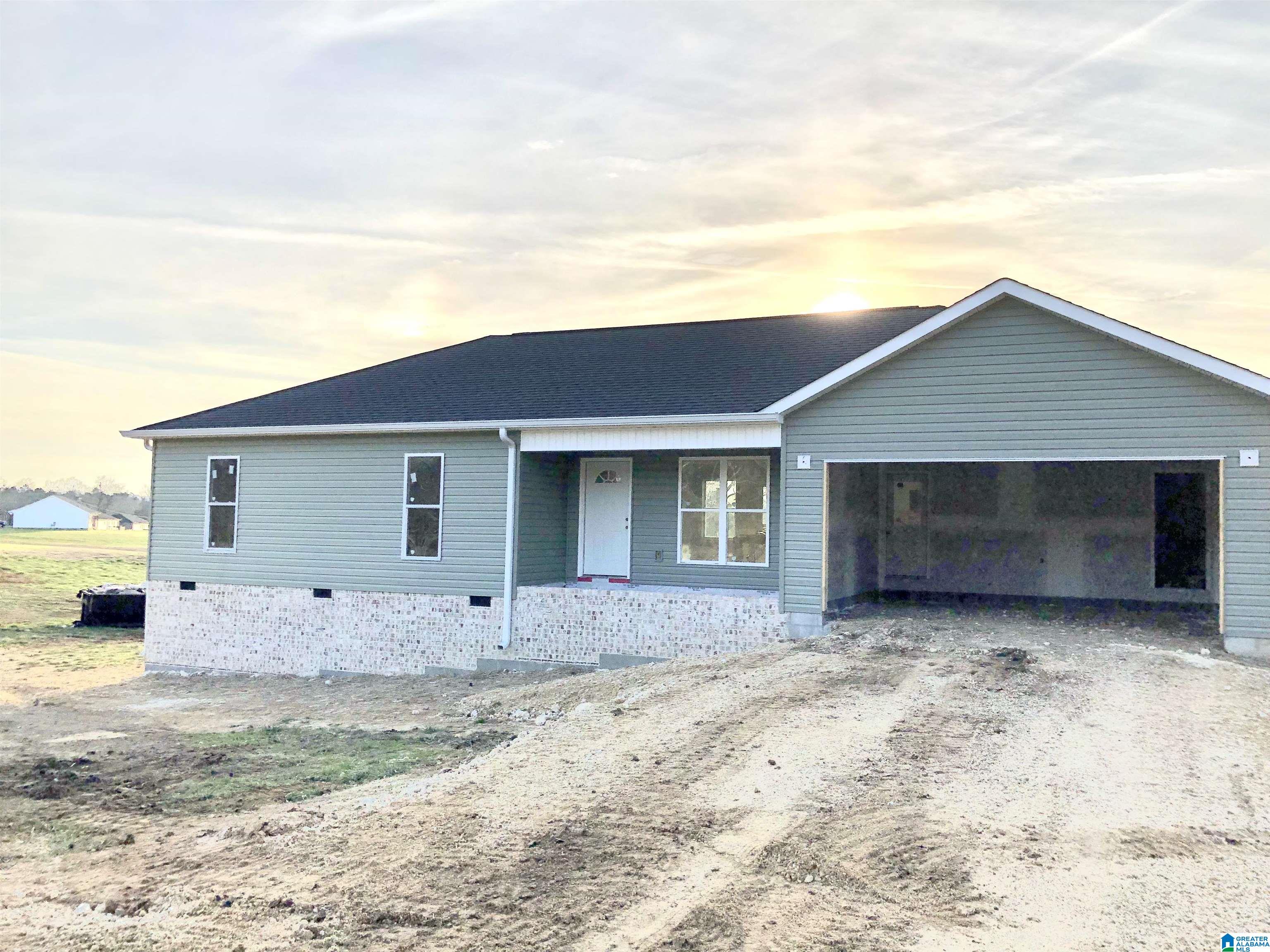 135 Grants Road Ohatchee, AL 36271 - Photo 1 of 13