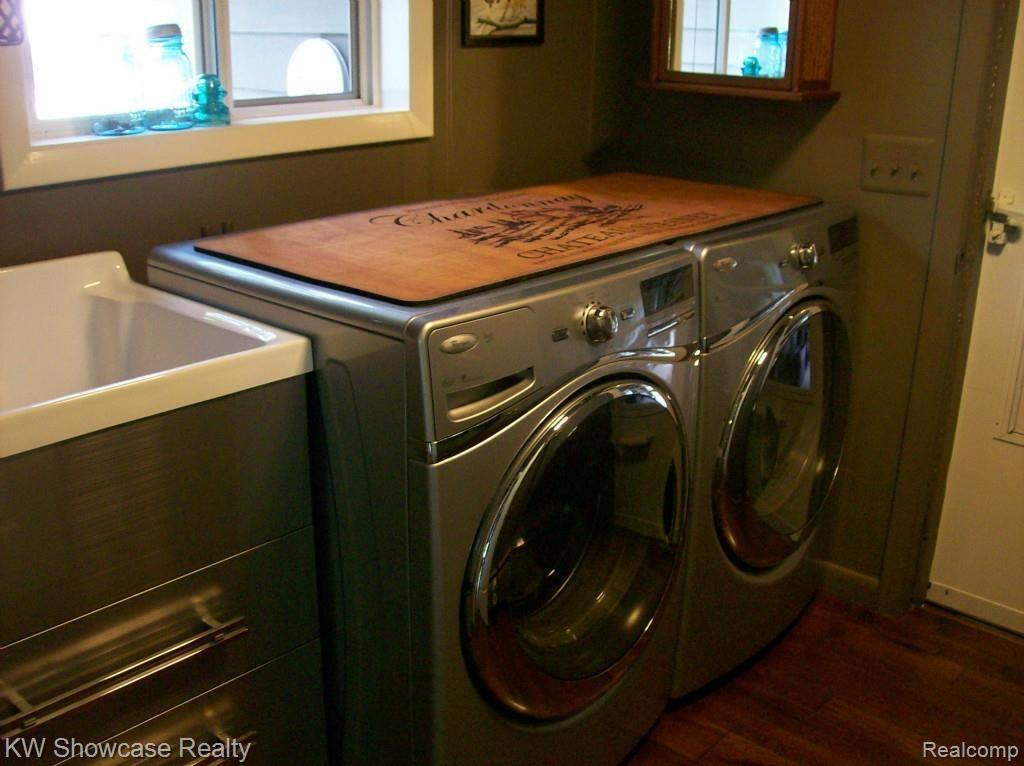 10180 Reese Road Clarkston, MI 48348 - Photo 31 of 66 Laundry