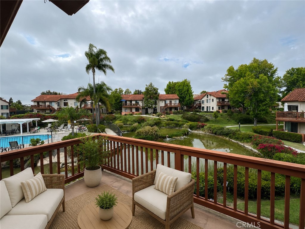 4005 Carmel View Road, Unit 62 San Diego, CA 92130 - Photo 3 of 12 This photo has been virtually staged.