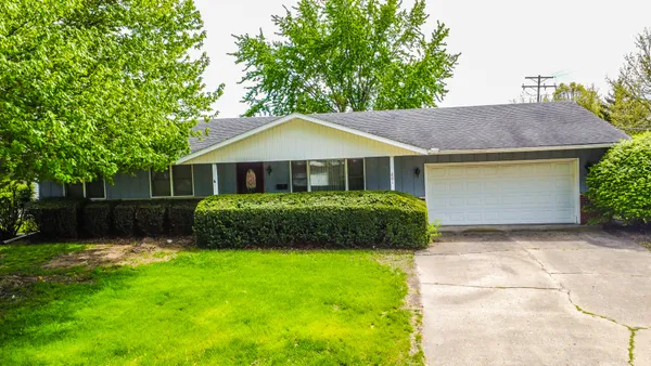 $135,000 | 601 East Porter Avenue, Watseka, IL 60970