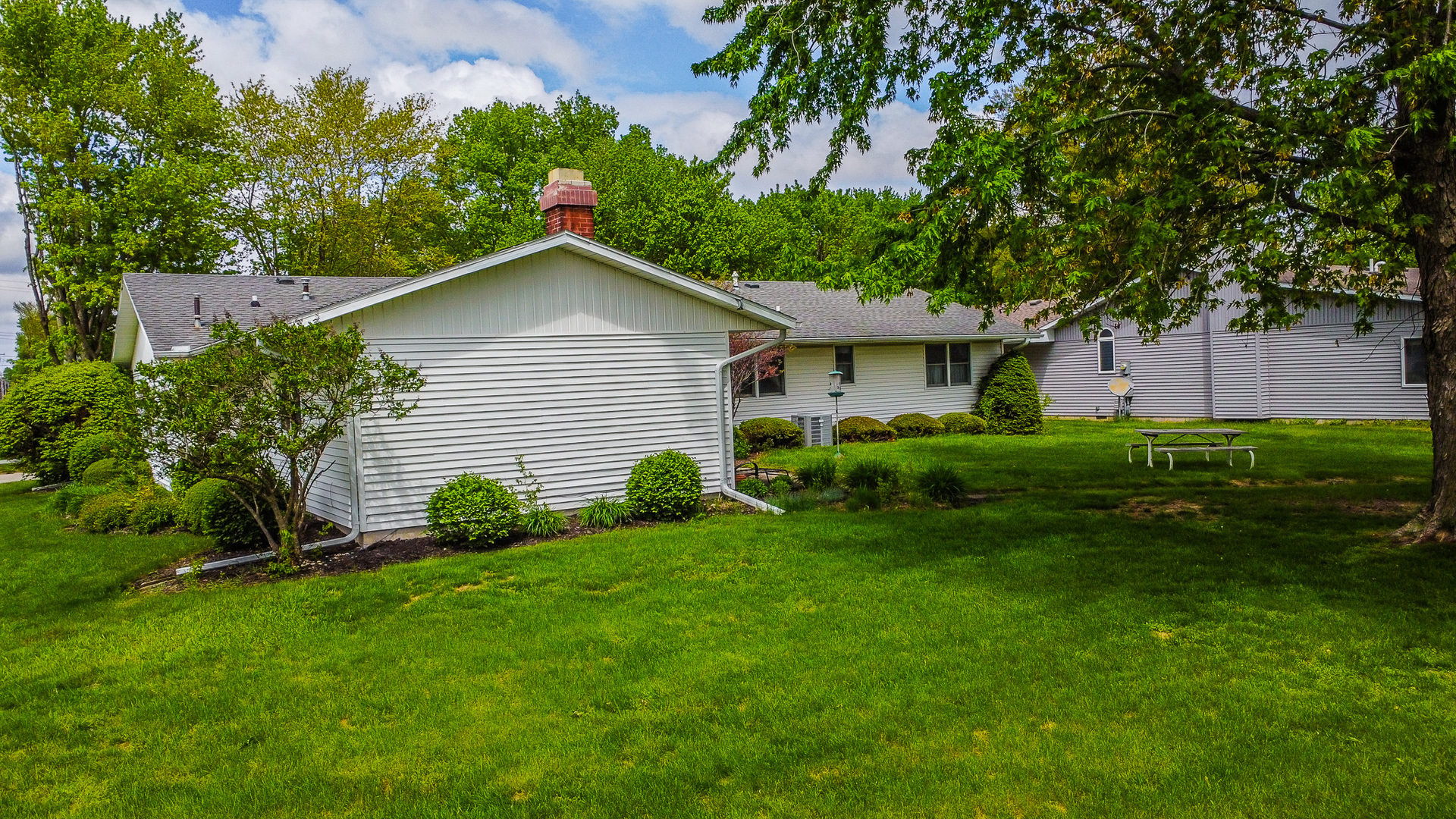 601 East Porter Avenue Watseka, IL 60970 - Photo 3 of 37