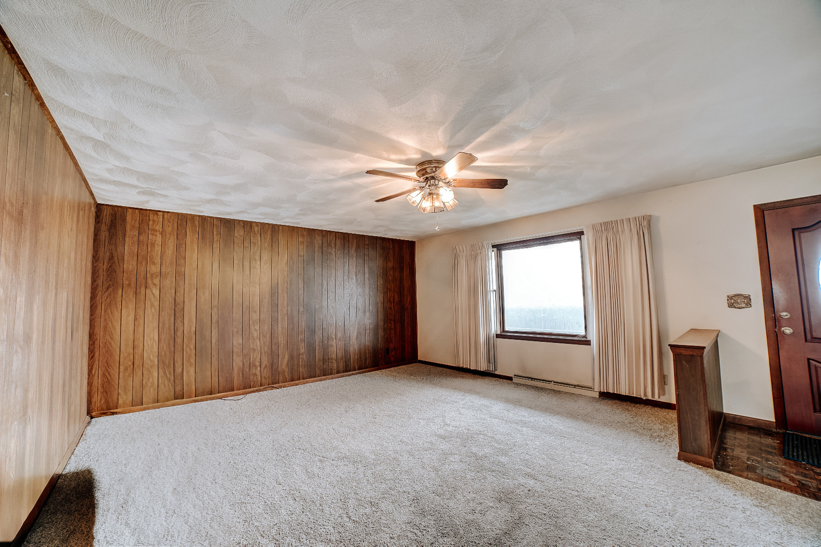 601 East Porter Avenue Watseka, IL 60970 - Photo 8 of 37