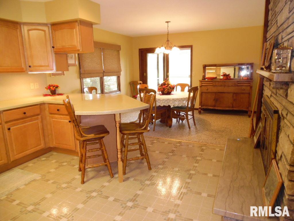 4522 Hazel Road Fulton, IL 61252 - Photo 5 of 16