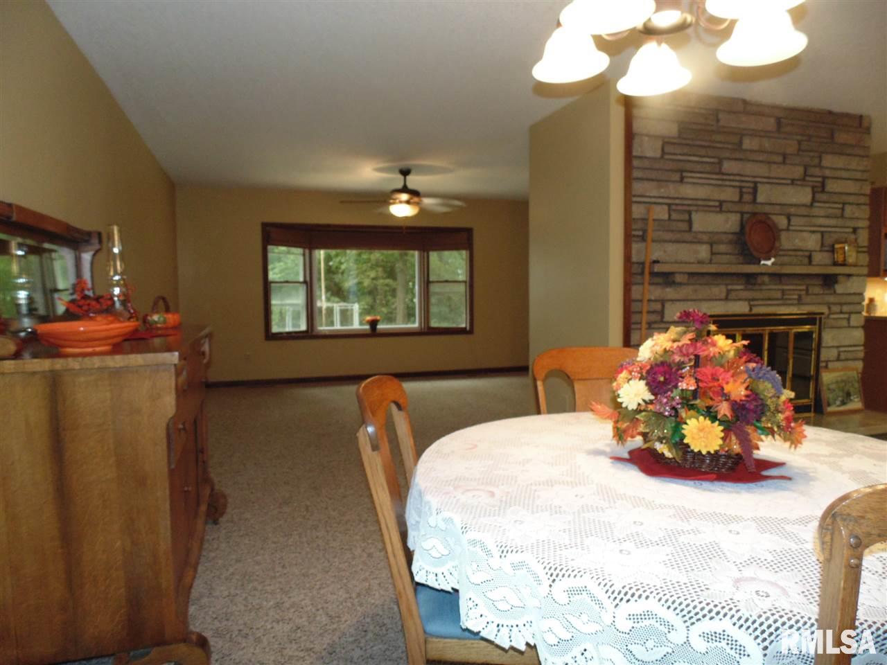 4522 Hazel Road Fulton, IL 61252 - Photo 6 of 16