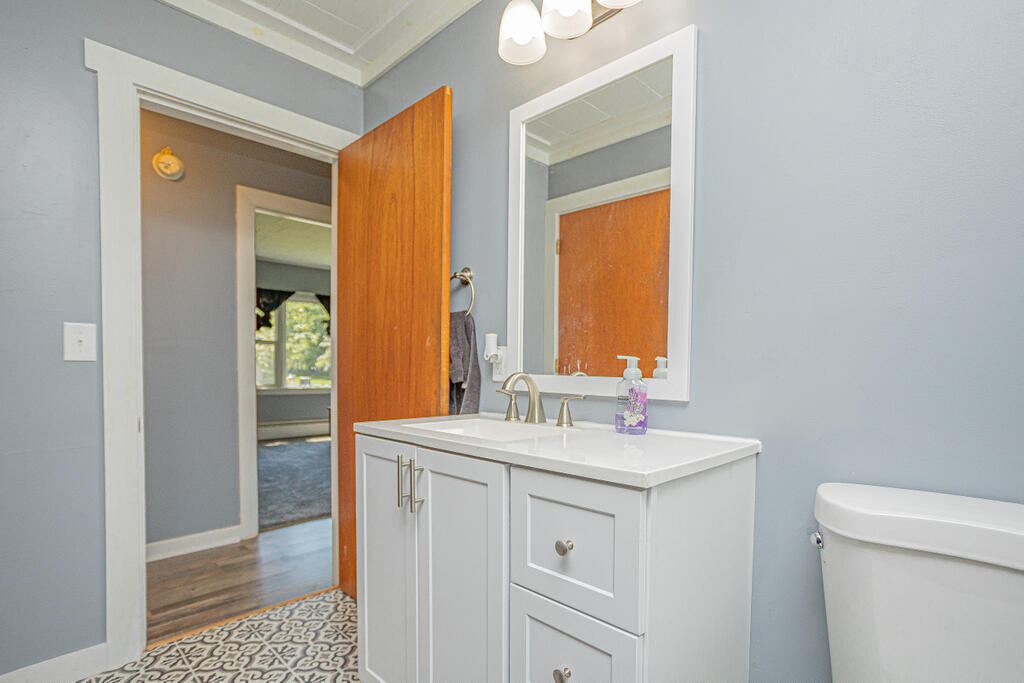 613 Fairbanks Road Farmington, ME 04938 - Photo 23 of 39 sandyriverrealty-36