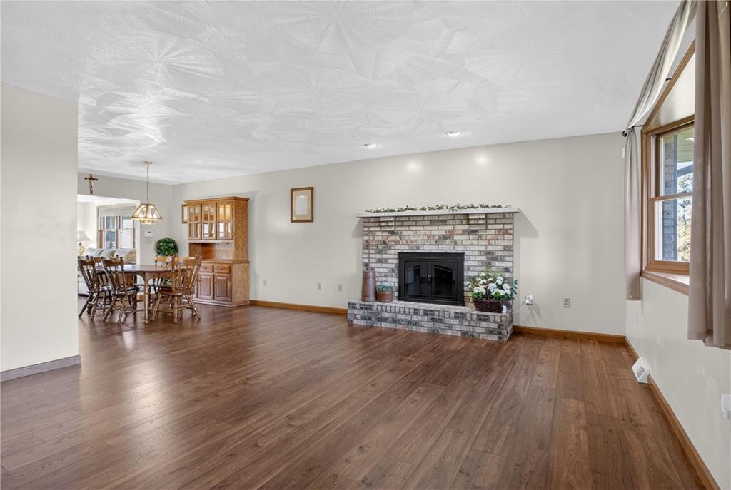 190 Portman Road Butler, PA 16002 - Photo 3 of 44 Gallery Image 3