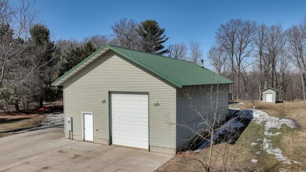 $449,900 | 23582 69th Avenue, Cadott, WI 54727