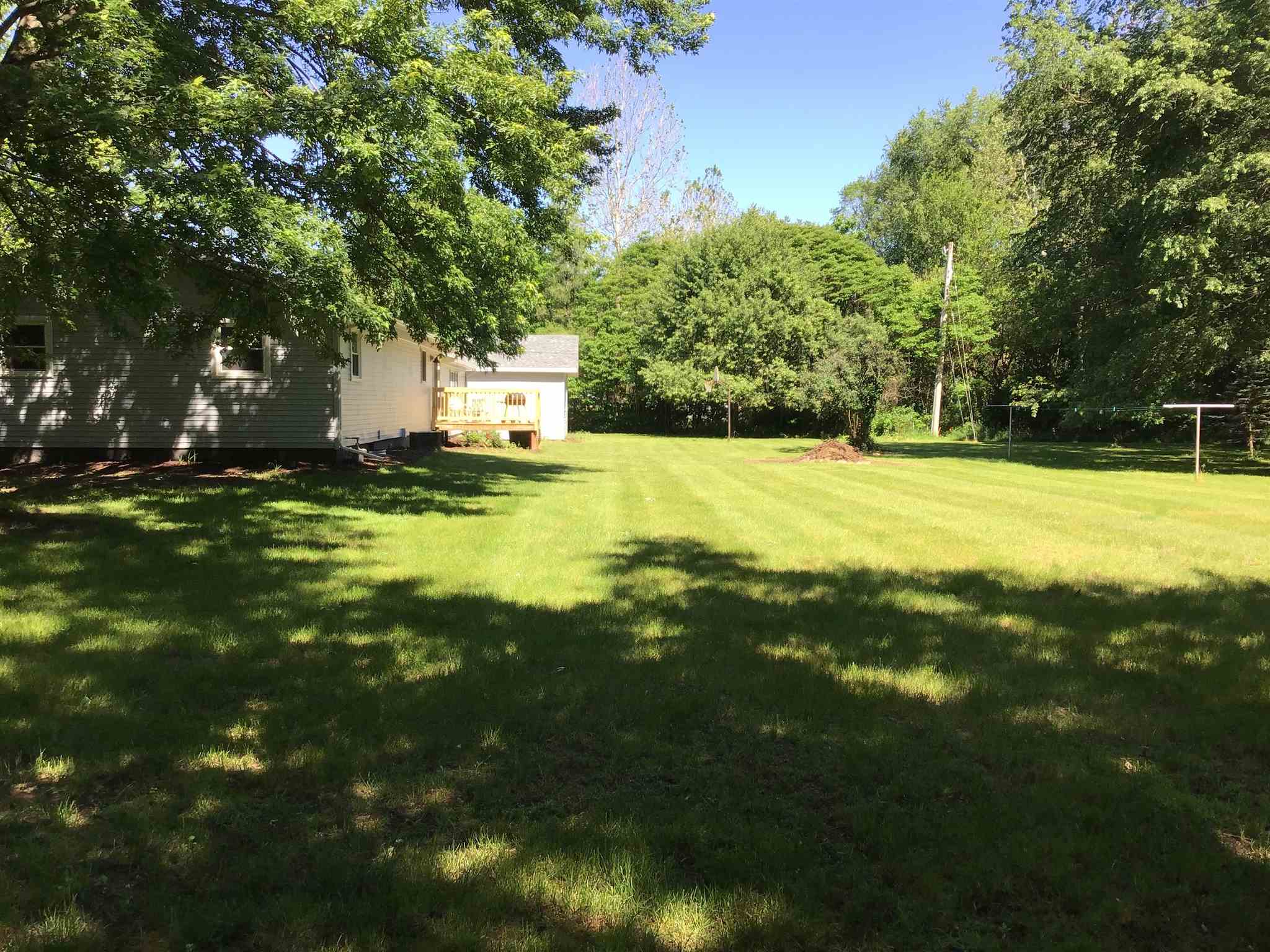 145 East Ray Road Winamac, IN 46996 - Photo 7 of 35