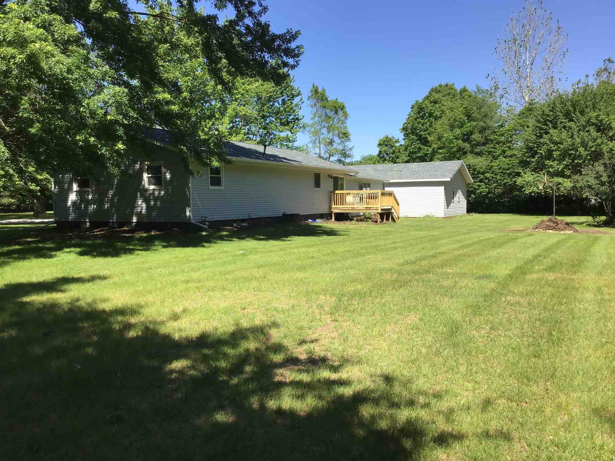 145 East Ray Road Winamac, IN 46996 - Photo 8 of 35