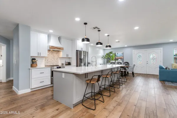 $1,200,000 | 3818 North 32nd Place, Phoenix, AZ 85018
