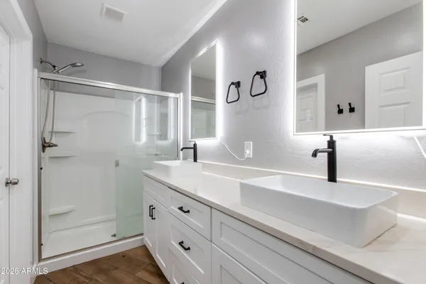 $1,200,000 | 3818 North 32nd Place, Phoenix, AZ 85018