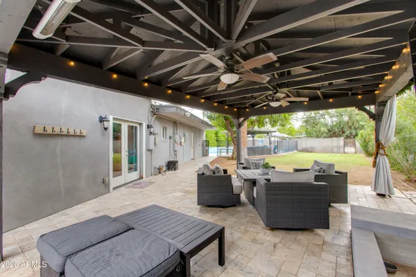 $1,200,000 | 3818 North 32nd Place, Phoenix, AZ 85018