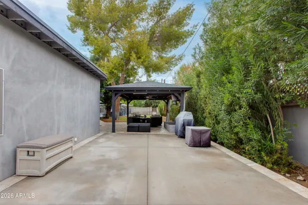 $1,200,000 | 3818 North 32nd Place, Phoenix, AZ 85018
