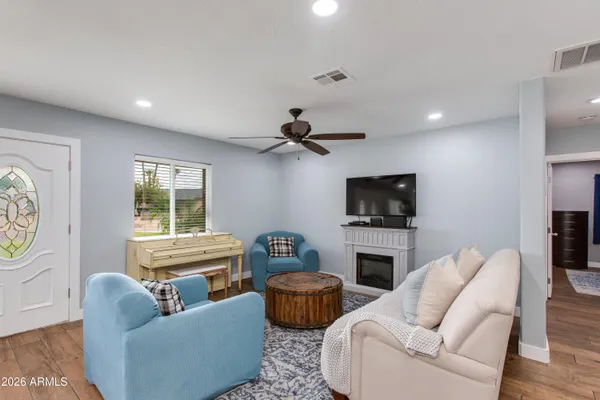 $1,200,000 | 3818 North 32nd Place, Phoenix, AZ 85018