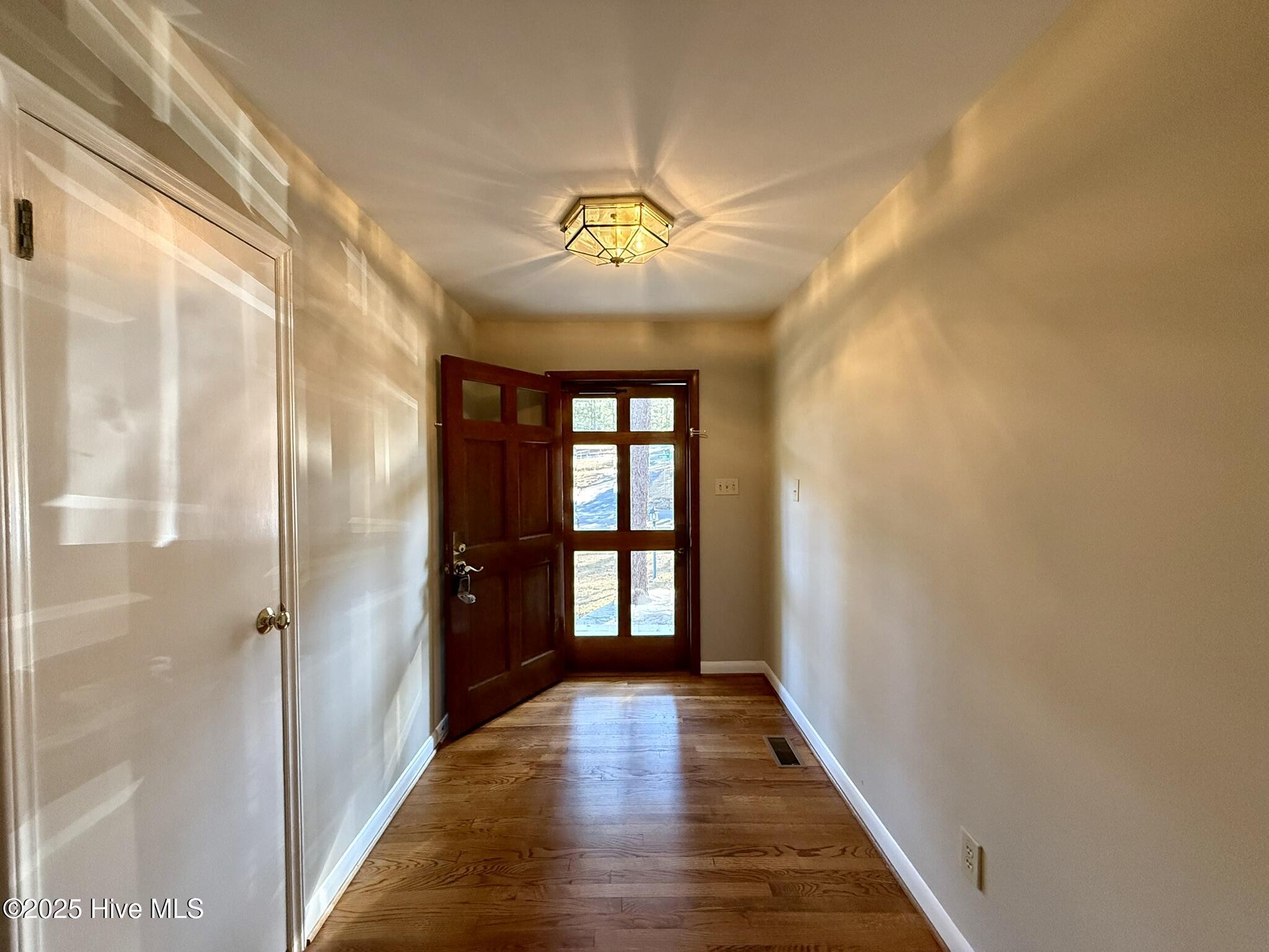 100 Clematis Road Southern Pines, NC 28387 - Photo 5 of 42 IMG_7820