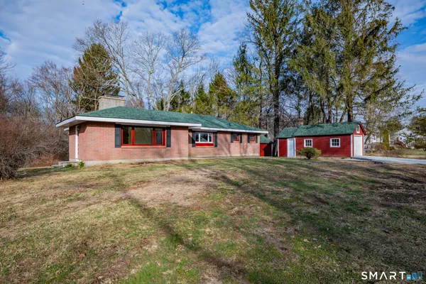 $4,000 | 220 Upper Grassy Hill Road, Woodbury, CT 06798