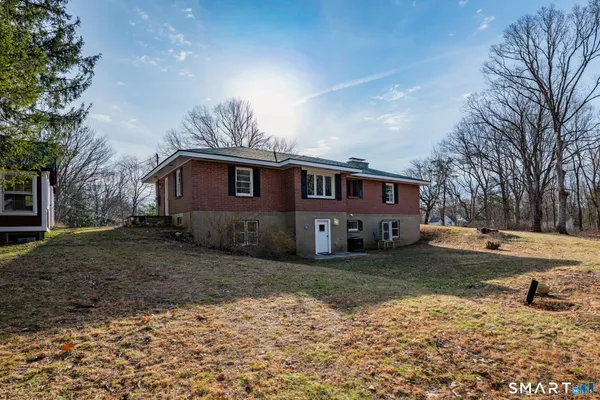 $4,000 | 220 Upper Grassy Hill Road, Woodbury, CT 06798