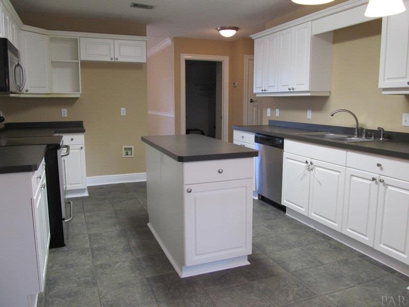 3009 Red Fern Road Cantonment, FL 32533 - Photo 31 of 47 Gallery Image 31