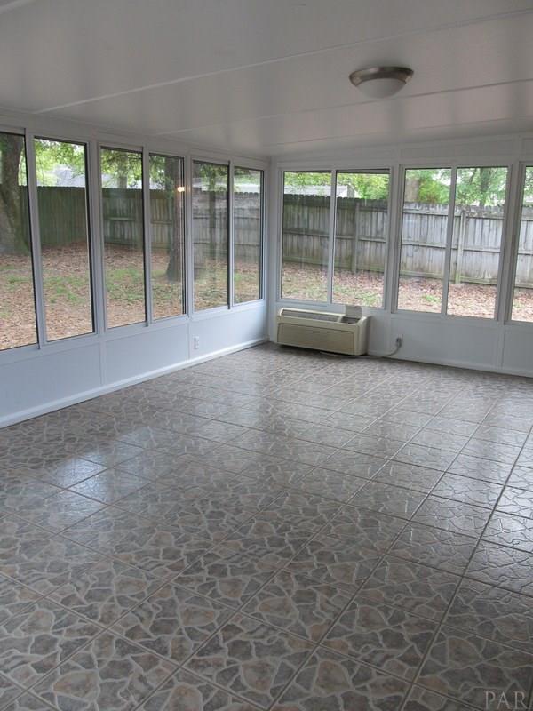 3009 Red Fern Road Cantonment, FL 32533 - Photo 10 of 47 Gallery Image 10