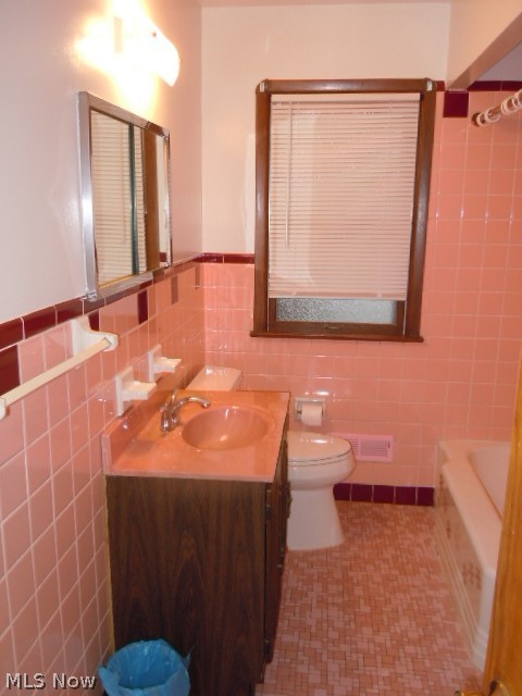 6711 Biddulph Road Brooklyn, OH 44144 - Photo 9 of 11 Gallery Image 9