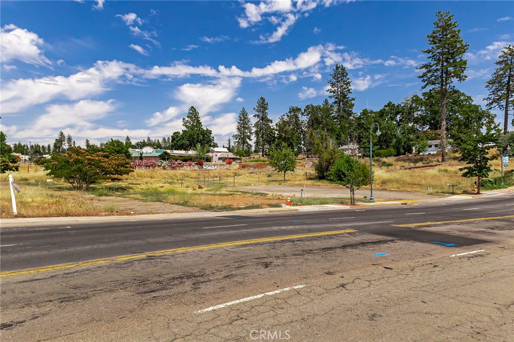 67 Pearson Road Paradise, CA 95969 - Photo 4 of 10 a view of a fountain with a house in the background