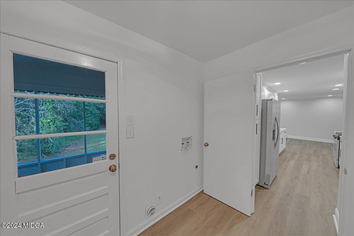 528 Table Mountain Drive Macon, GA 31220 - Photo 14 of 34 wooden floor in an empty room