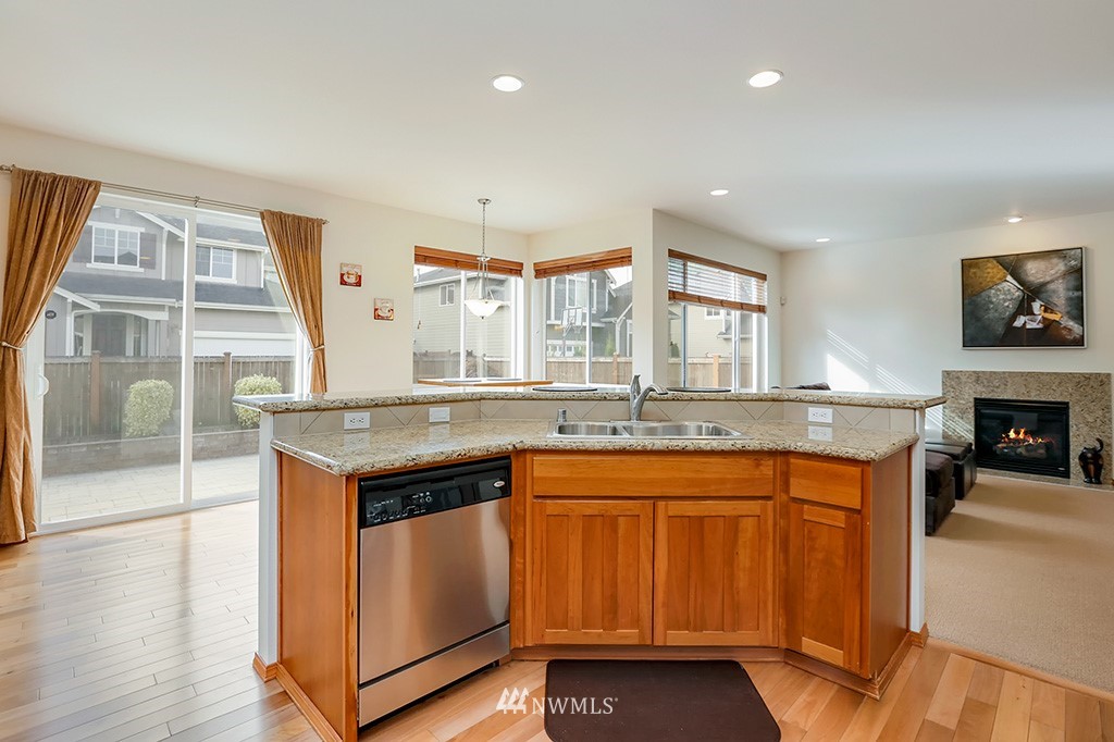 3424 171st Place Southeast Bothell, WA 98012 - Photo 8 of 25