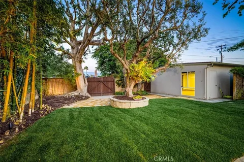 $2,495,000 | 1962 Fullerton Avenue, Costa Mesa, CA 92627