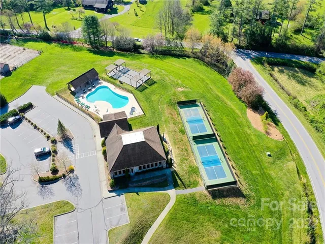 $40,000 | 90 Mountain Crest Drive, Unit 30, Hendersonville, NC 28739