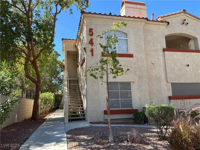 $1,450 | 541 Indian Bluff Street, Unit 201, Las Vegas, NV 89145