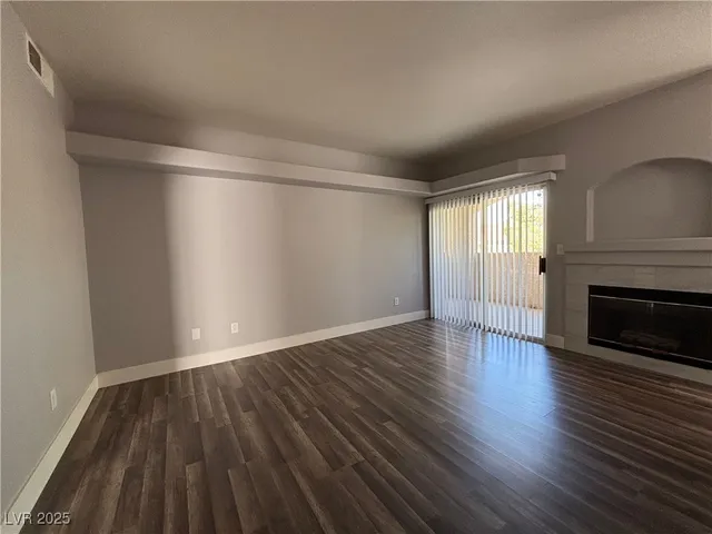 $1,450 | 541 Indian Bluff Street, Unit 201, Las Vegas, NV 89145