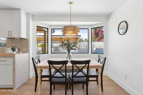 $1,550,000 | 144 East Winter Drive, Phoenix, AZ 85020