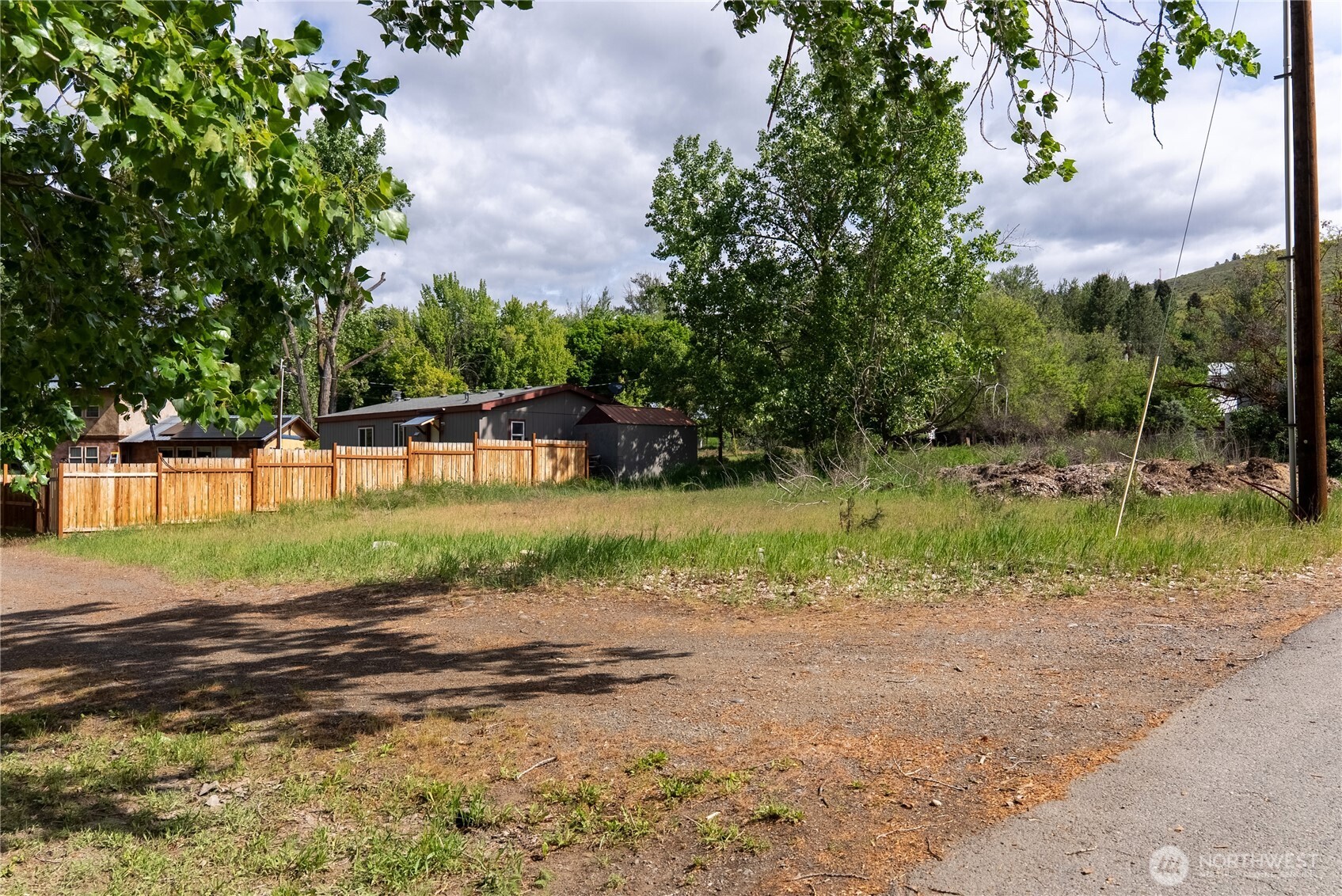 623 Main Street Winthrop, WA 98862 - Photo 9 of 22