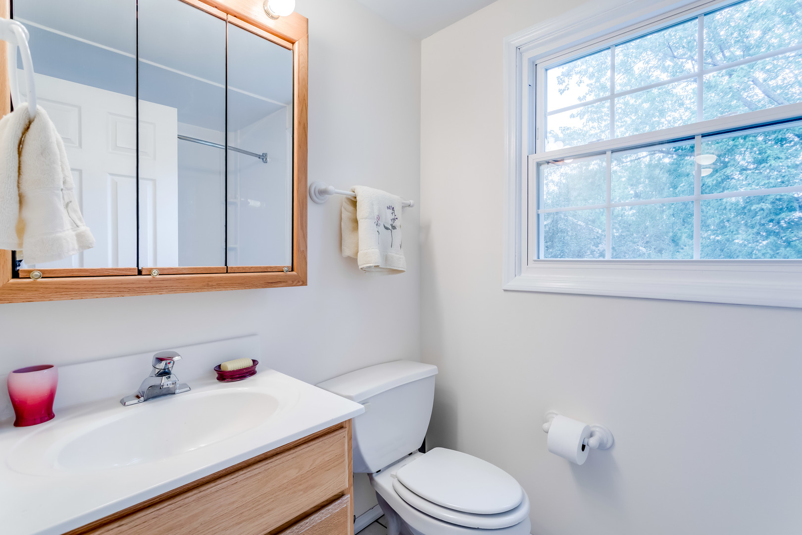 221 Stonegate Road Buffalo Grove, IL 60089 - Photo 20 of 38