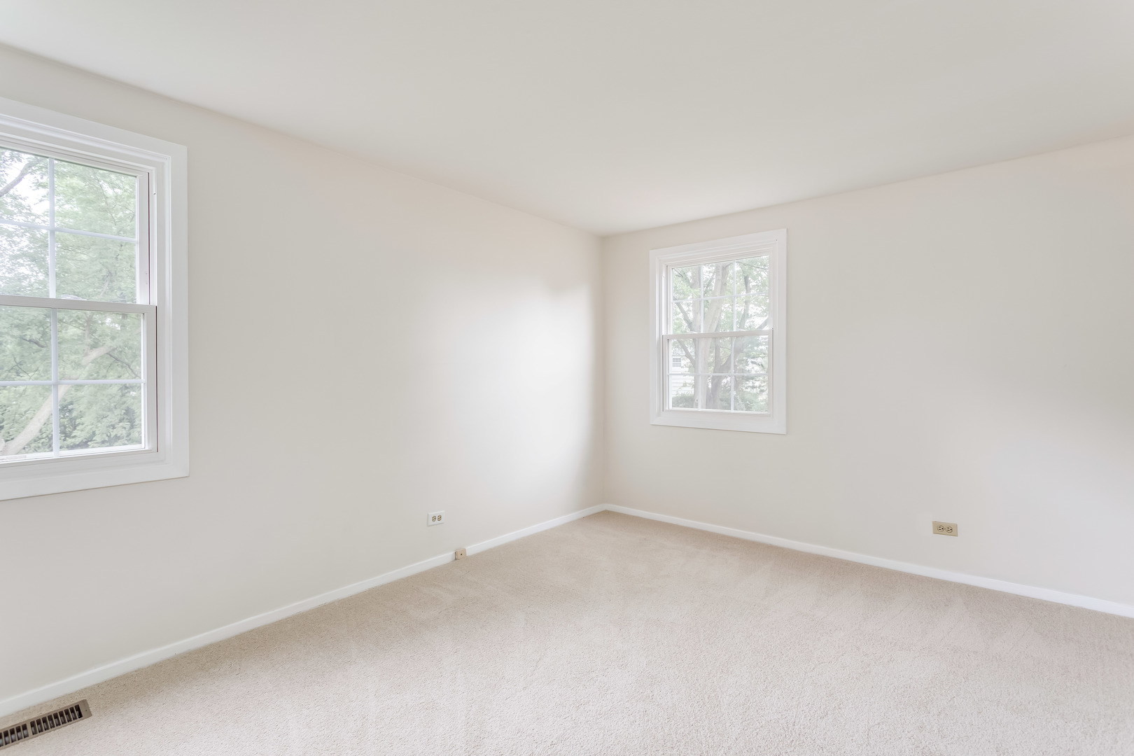 221 Stonegate Road Buffalo Grove, IL 60089 - Photo 21 of 38