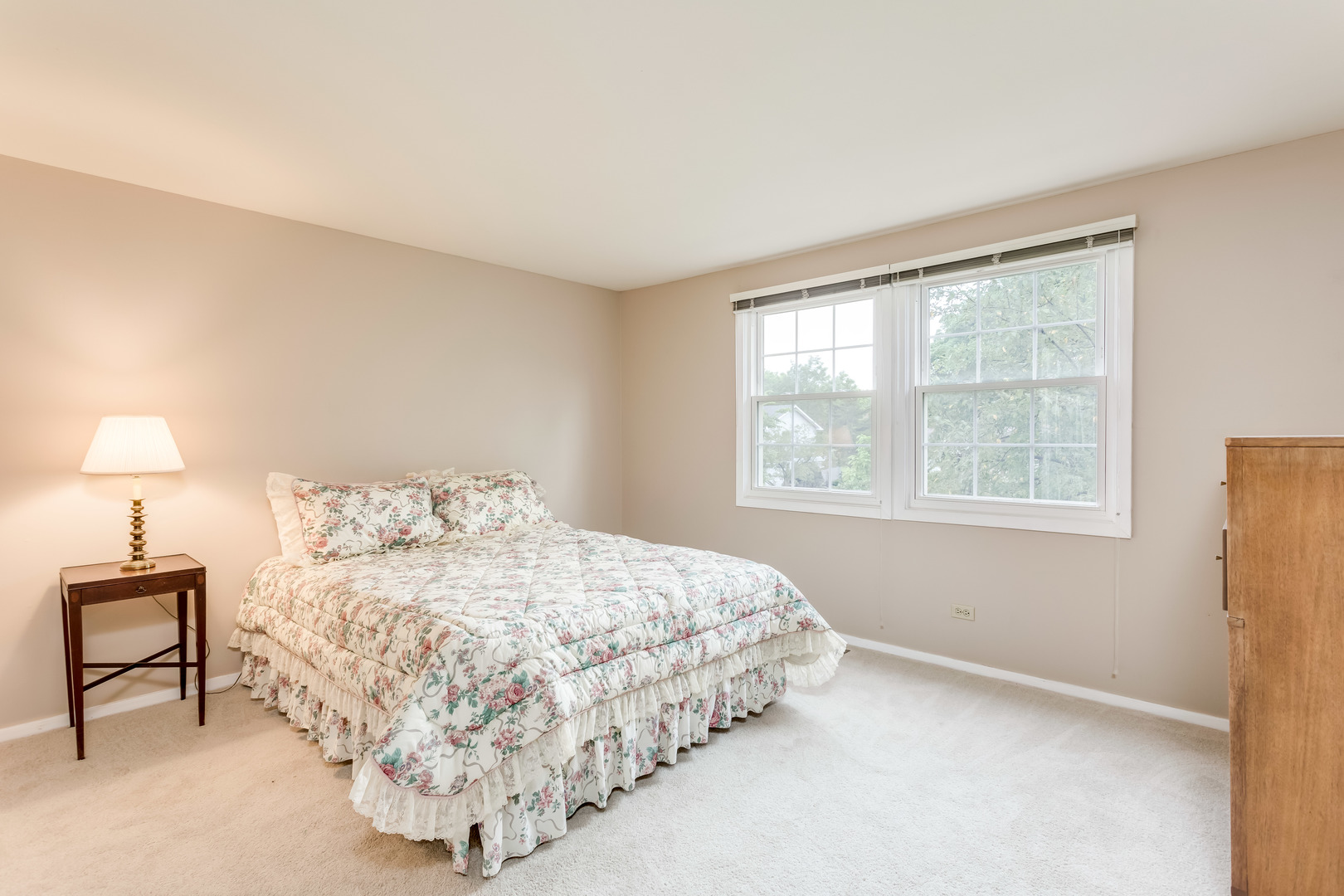 221 Stonegate Road Buffalo Grove, IL 60089 - Photo 23 of 38