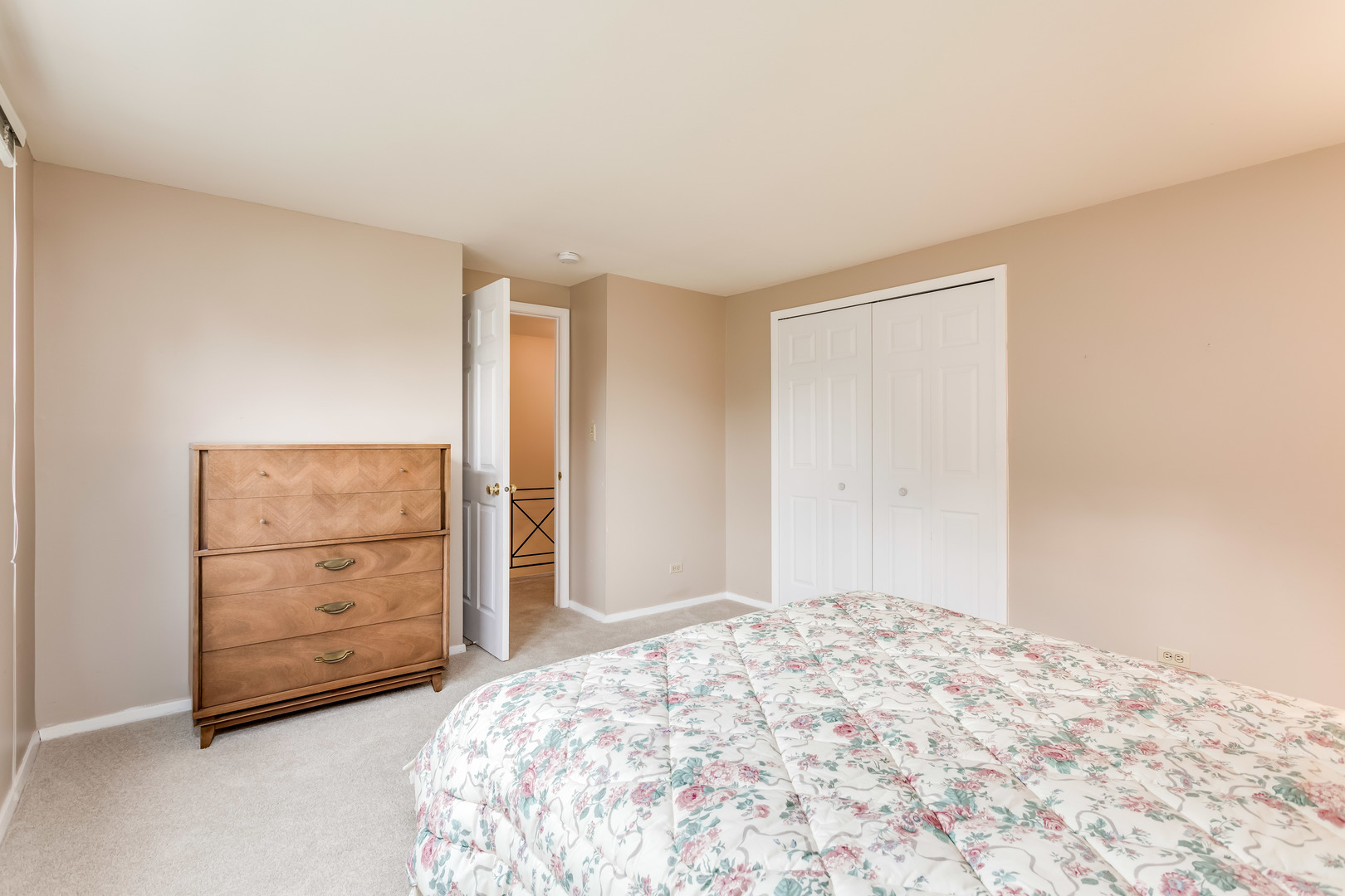 221 Stonegate Road Buffalo Grove, IL 60089 - Photo 24 of 38