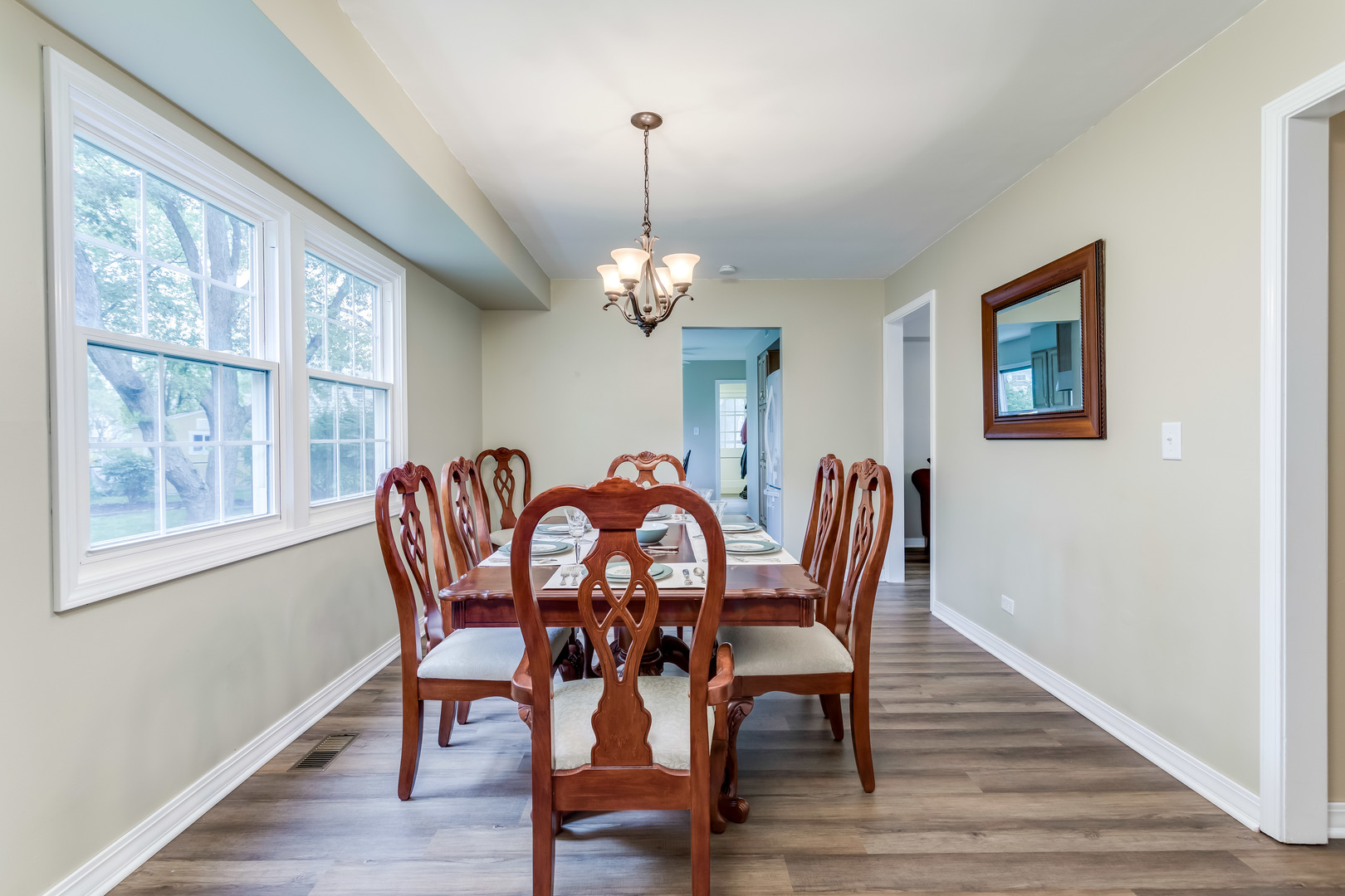 221 Stonegate Road Buffalo Grove, IL 60089 - Photo 8 of 38