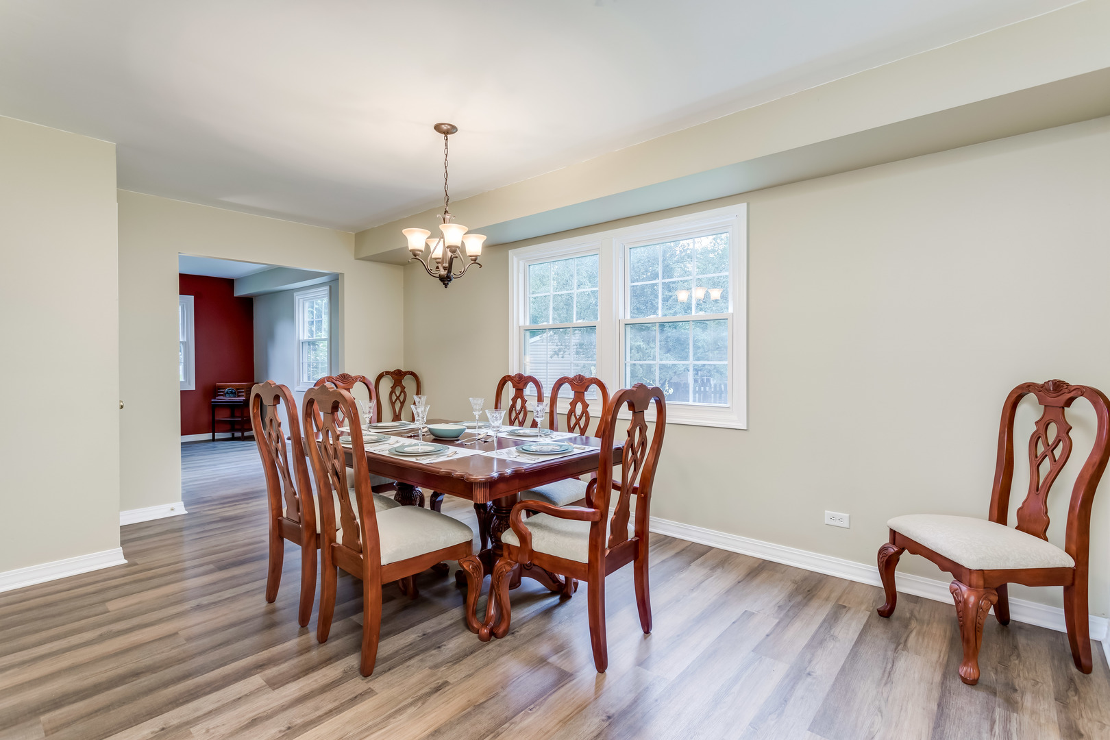 221 Stonegate Road Buffalo Grove, IL 60089 - Photo 10 of 38