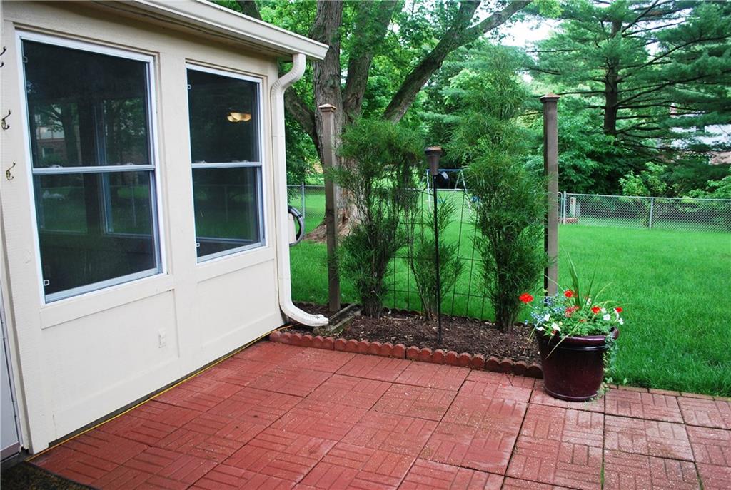 509 Lansdowne Road Indianapolis, IN 46234 - Photo 29 of 32 Gallery Image 29