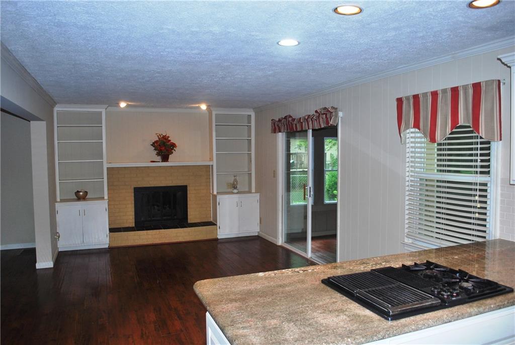 509 Lansdowne Road Indianapolis, IN 46234 - Photo 6 of 32 Gallery Image 6