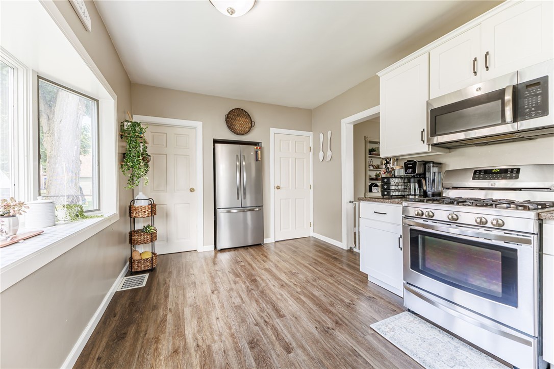 17 North Federal Street Perry, NY 14530 - Photo 13 of 42 Kitchen