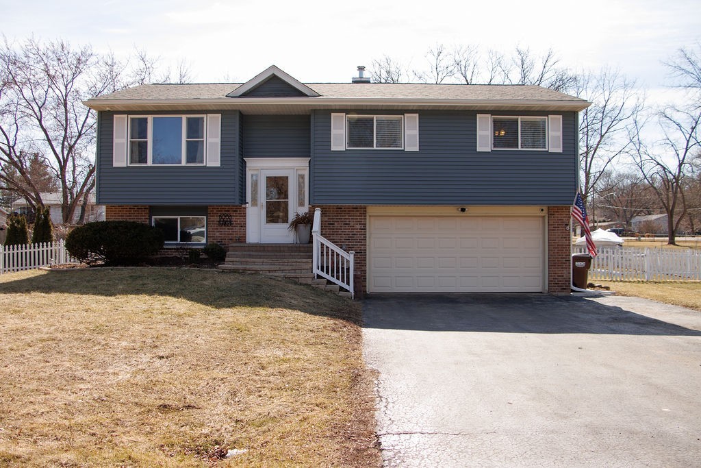 8415 Richmond Road Wonder Lake, IL 60097 - Photo 2 of 27