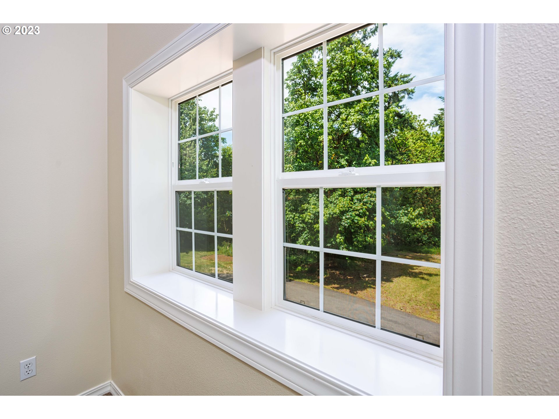 280 South 15th Court Ridgefield, WA 98642 - Photo 19 of 44 a view of a glass door with a window