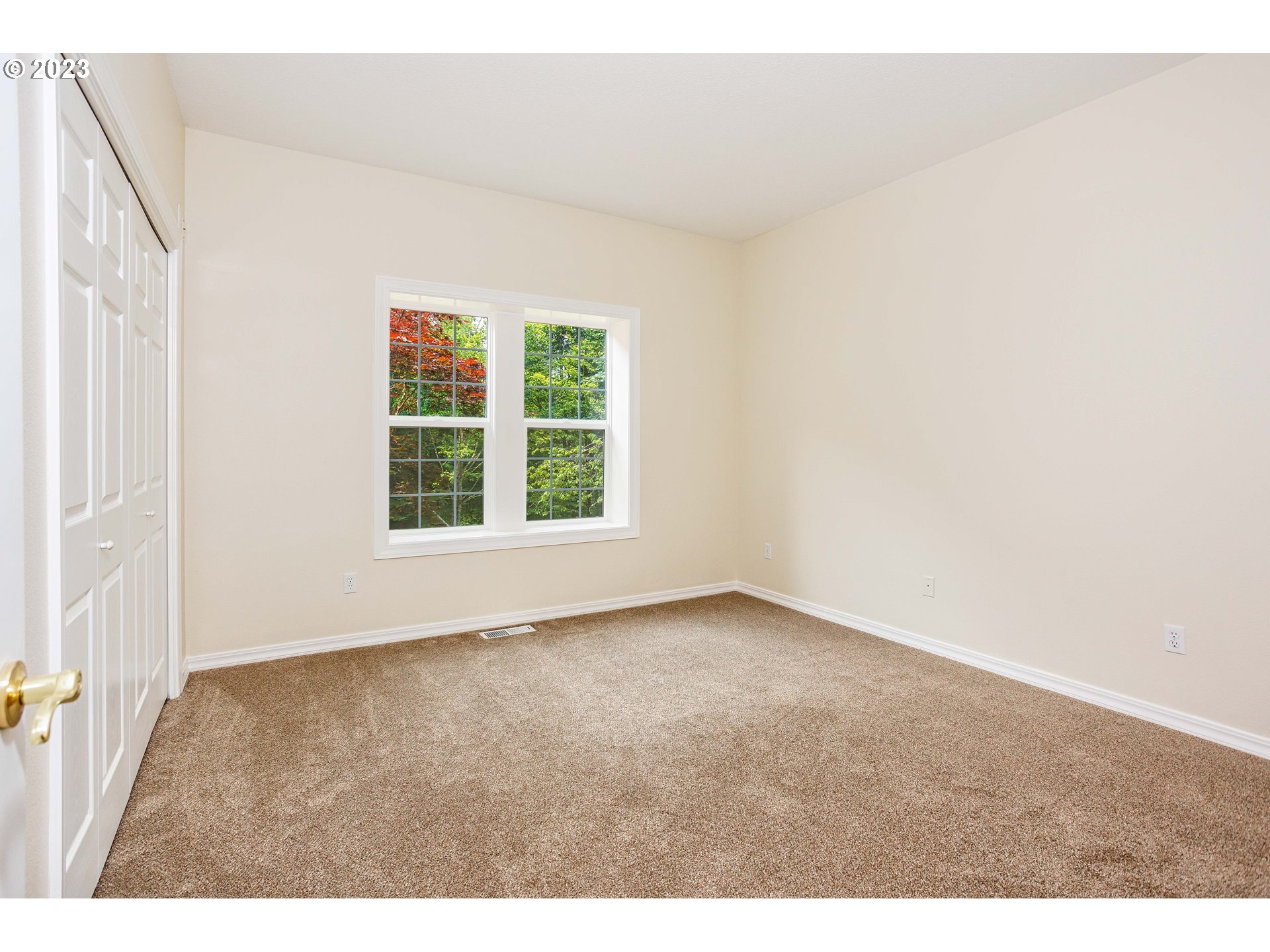 280 South 15th Court Ridgefield, WA 98642 - Photo 23 of 44 a view of an empty room with a window