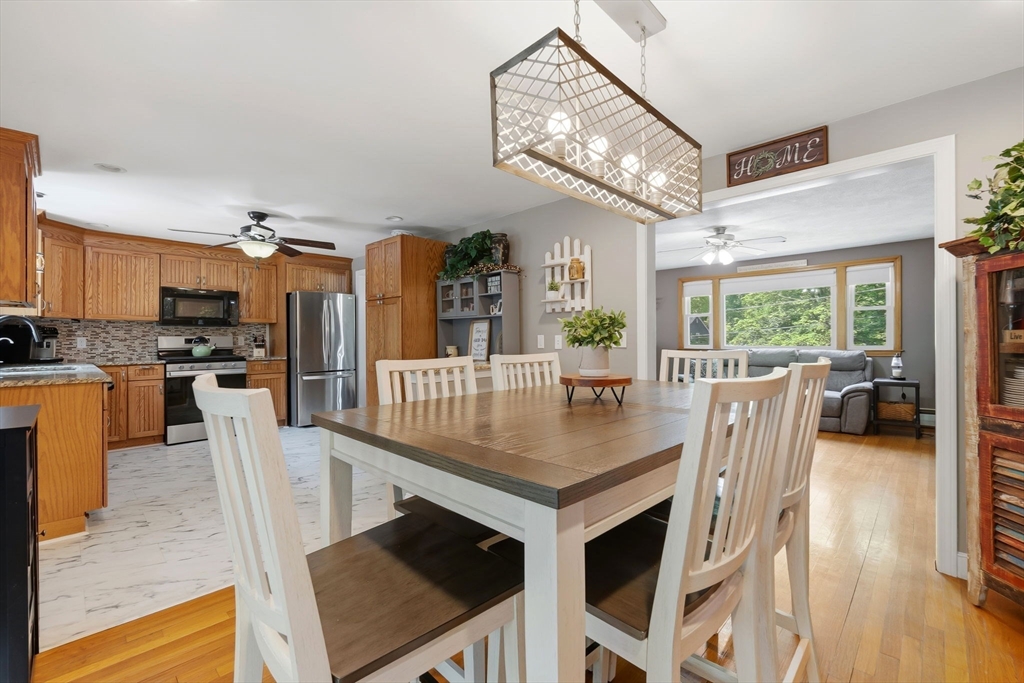 79 Martin Road Reading, MA 01867 - Photo 11 of 42