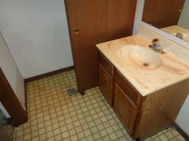 1422 Stonebridge Circle, Unit M1 Wheaton, IL 60189 - Photo 3 of 21