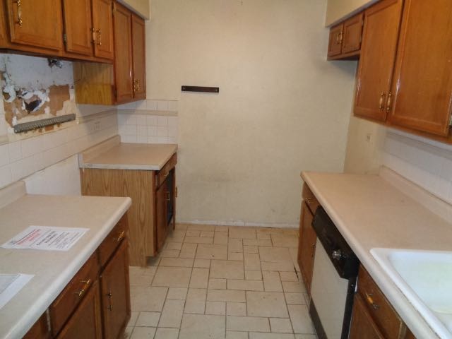 1422 Stonebridge Circle, Unit M1 Wheaton, IL 60189 - Photo 10 of 21